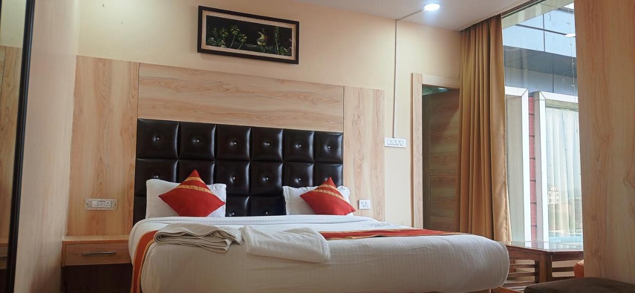 Capital O 23469 Hotel Ss Grandeur Lucknow Exterior foto